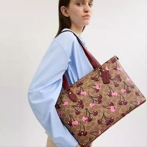 Coach Cherry 🍒 Gallery Tote